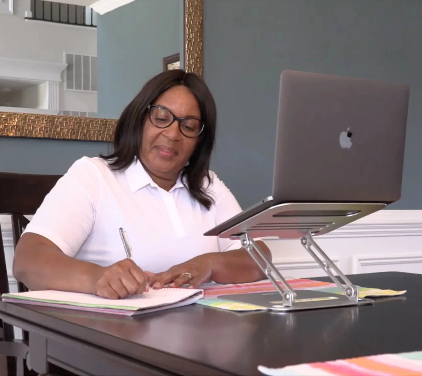 Swivel Laptop Stand for Desk – Adjustable Laptop Riser with 360° Rotation, Height & Tilt, Vented Metal Cooling Panel, Portable Folding Stand (Silver)